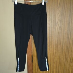 Athleta Black Capris